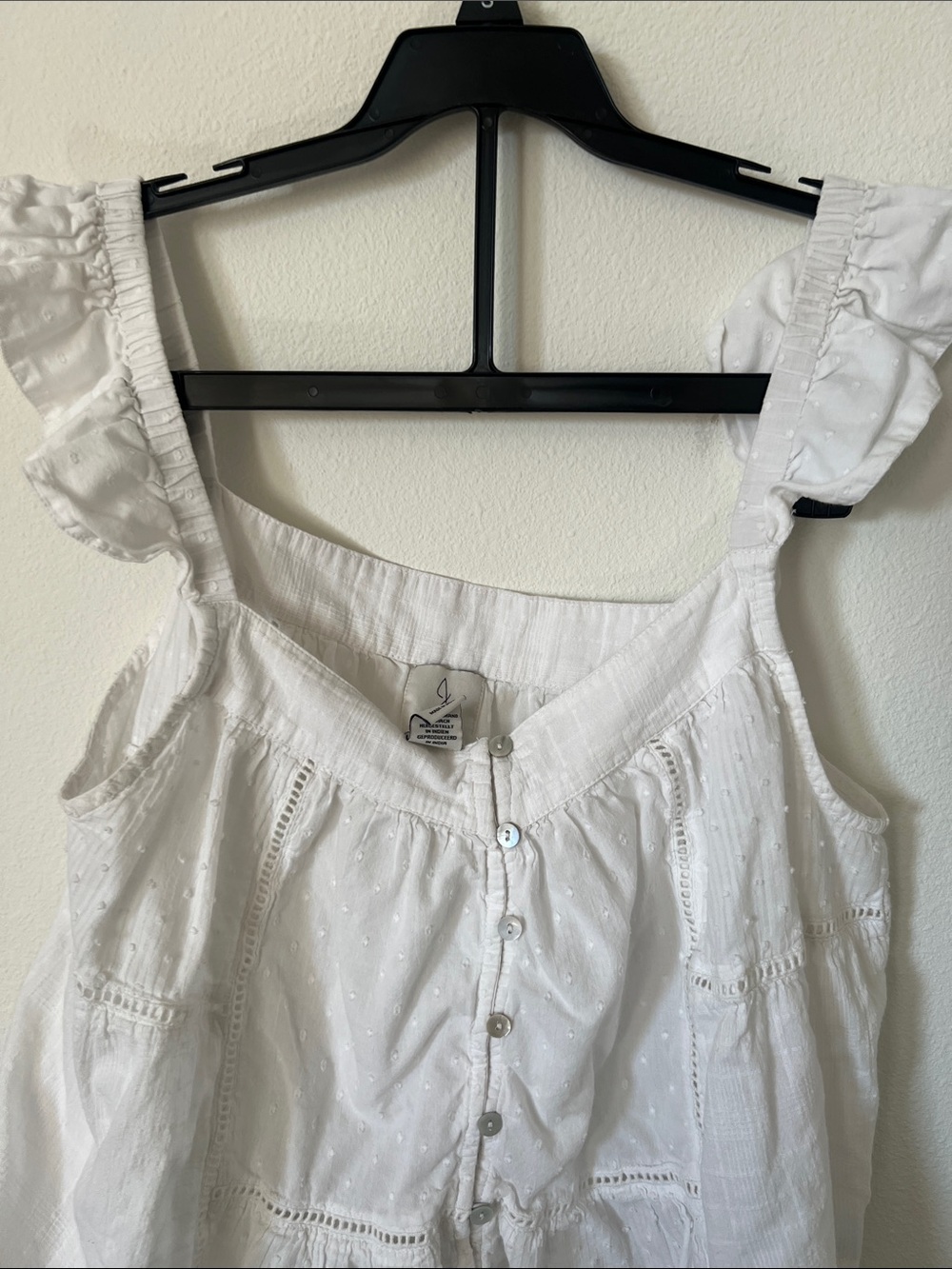 White Eyelet Button-Front Ruffle Strap Tank - Picture 5 of 10